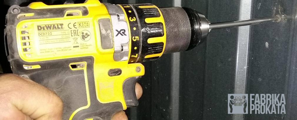 Rent a screwdriver, Dewalt DCD 737 P2